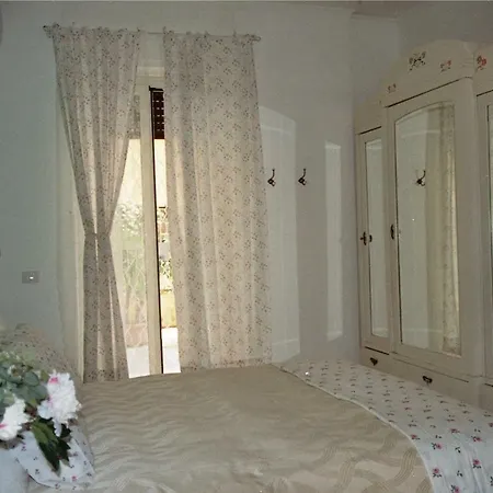 Grande Casa Con Terrazzo 아파트